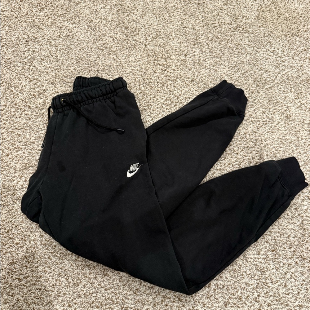 Nike Women’s Black Jogger Pants